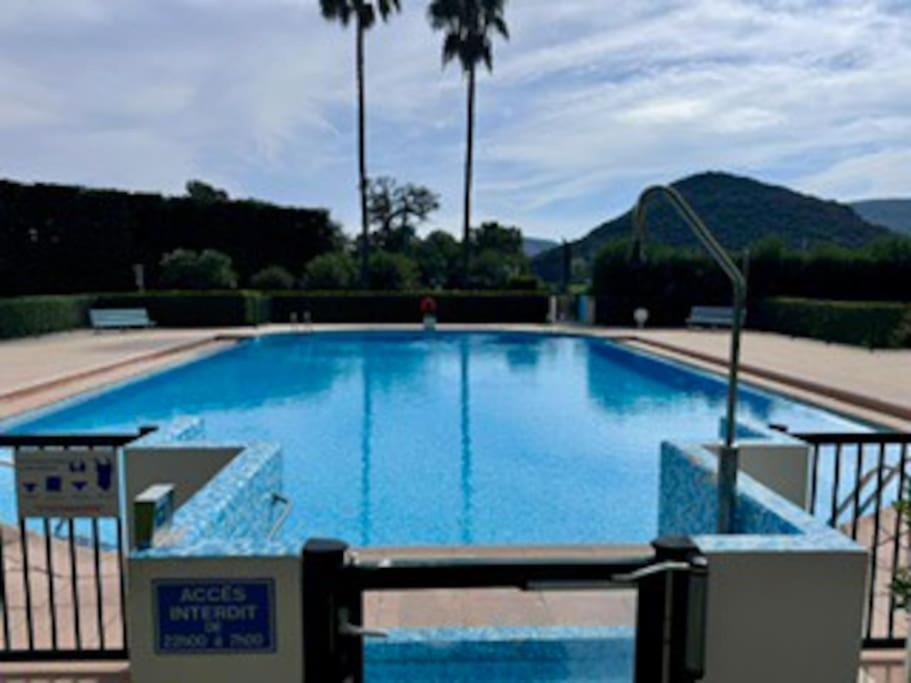 Studio 2Pers Piscine 10Min Plage Mandelieu Esterno foto